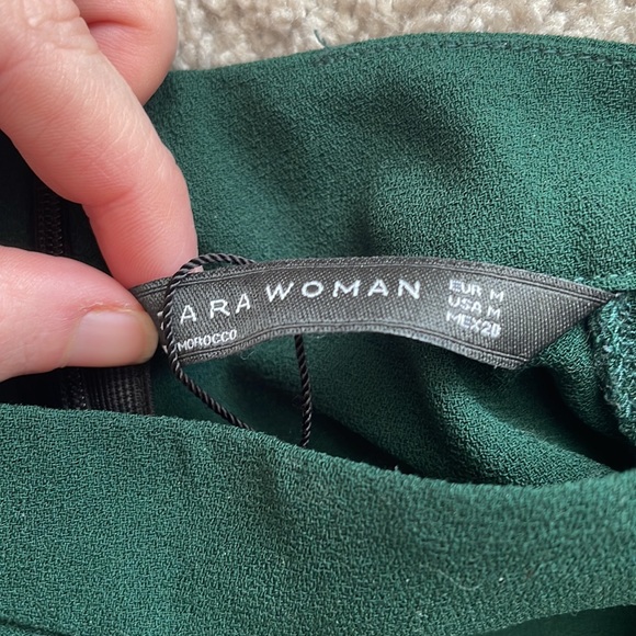 Green Turtleneck Cutout Dress - Picture 3 of 6